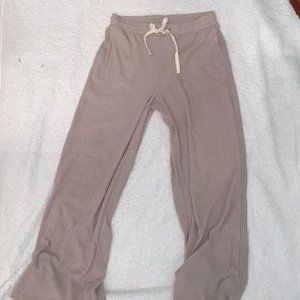 soft, comfy stretchy cream colored/gray sweatpants w/ Drawstring